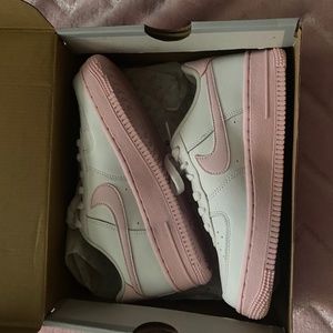 Pink/White Air Force 1